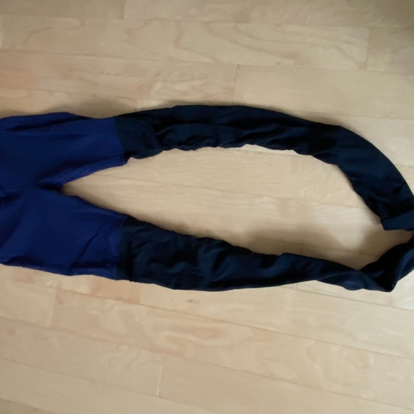 Workout bundle (Alo Yoga & Lululemon) - Picture 4 of 8